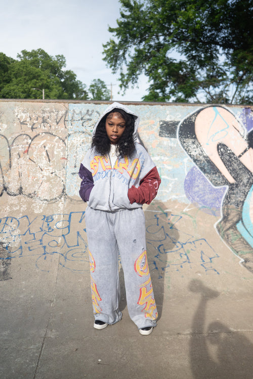 Distressed STILO Baggy Sweatpants - Grey